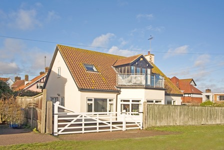 High Tide accessible property in Southwold