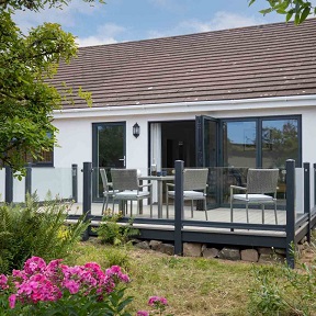 Heddwch, accessible bungalow in West Wales with a ceiling hoist