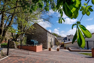 Otter Pool Barn, Ilfracombe, Devon. Accessible converted barn with ceiling hoist and profiling beds. ^ bedrooms, sleeps 12.